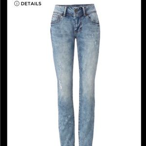 Cabi Cinch Skinny Style 4153